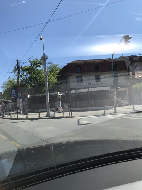 IMG-1587126033568