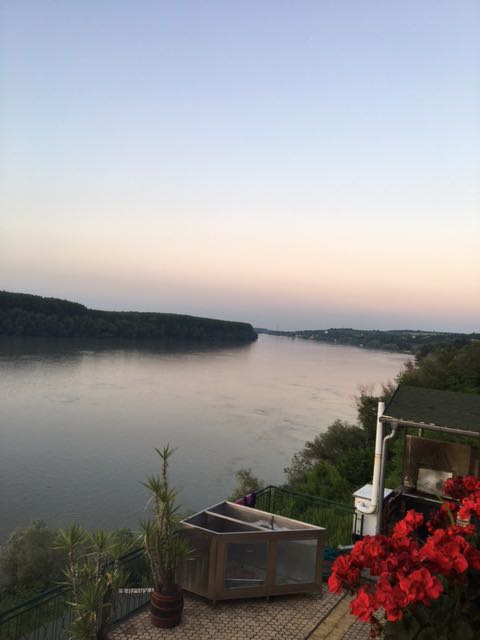 IMG-1593196135438