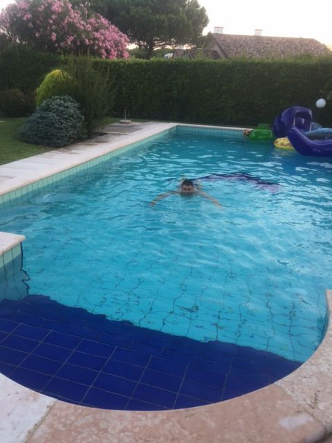 IMG-1593196527452