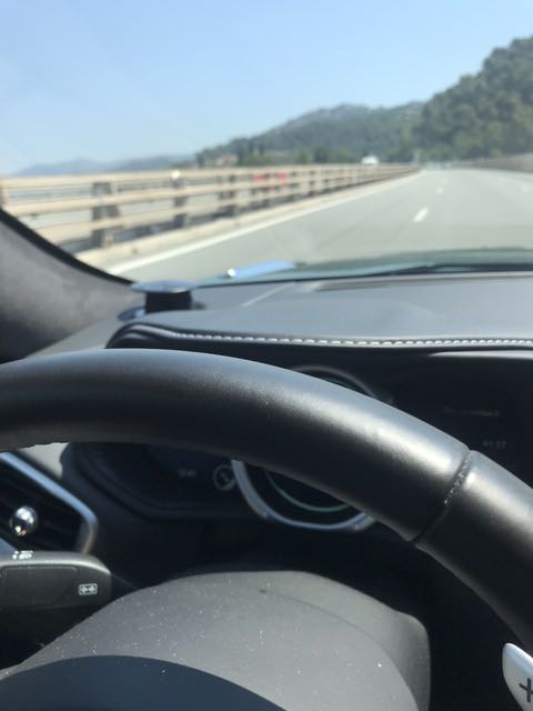 IMG-1596192085674